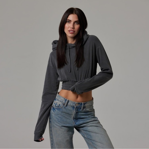 TALENTLESS bodies cropped hoodie in Gray Hoodie size small - Picture 3 of 10